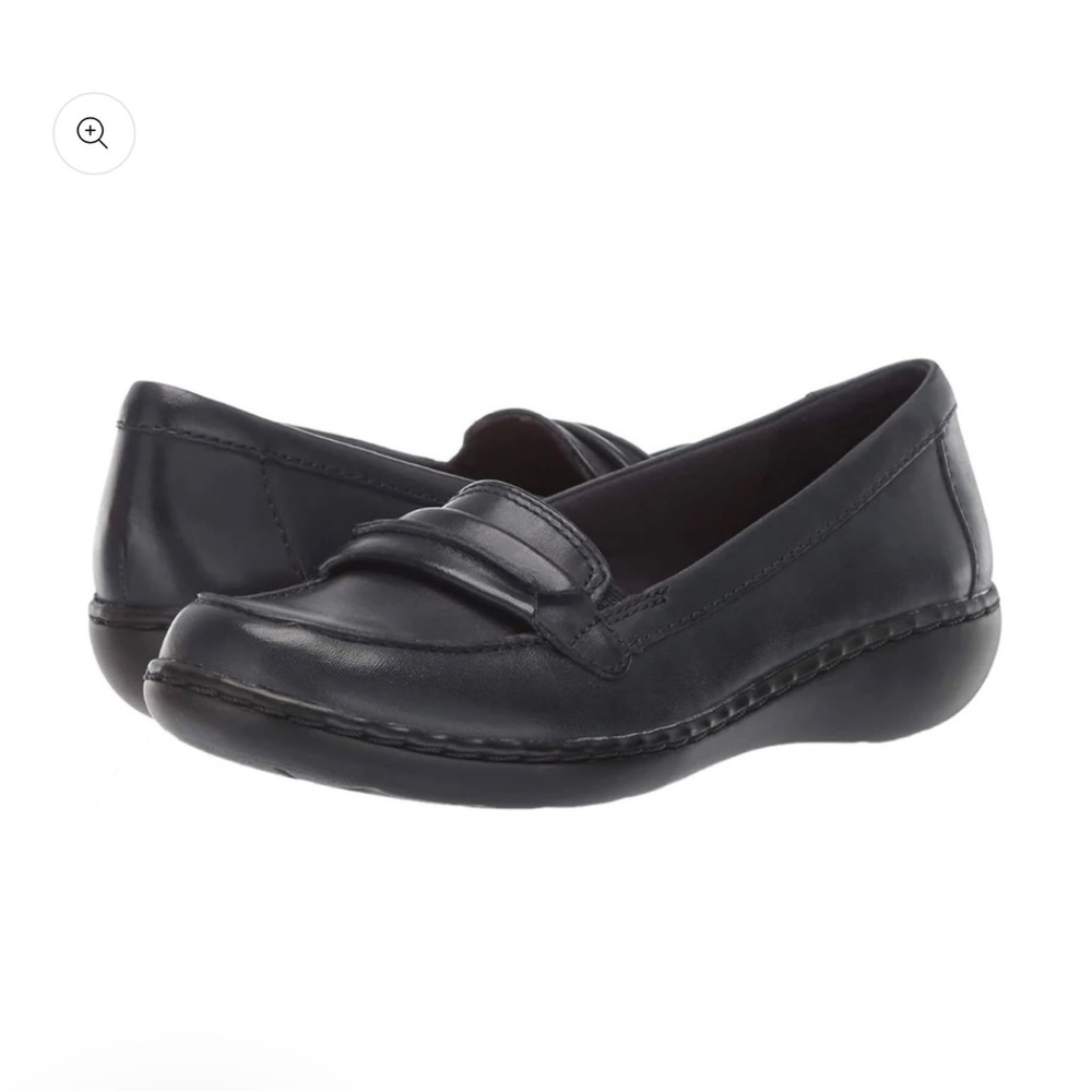 Ashland Lily Women’s Loafer Navy 6.5W Brand New In Box